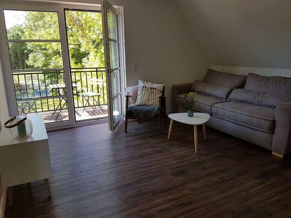 Darßer Strandgut - Haus Ahrenshooper Holz Exterior foto