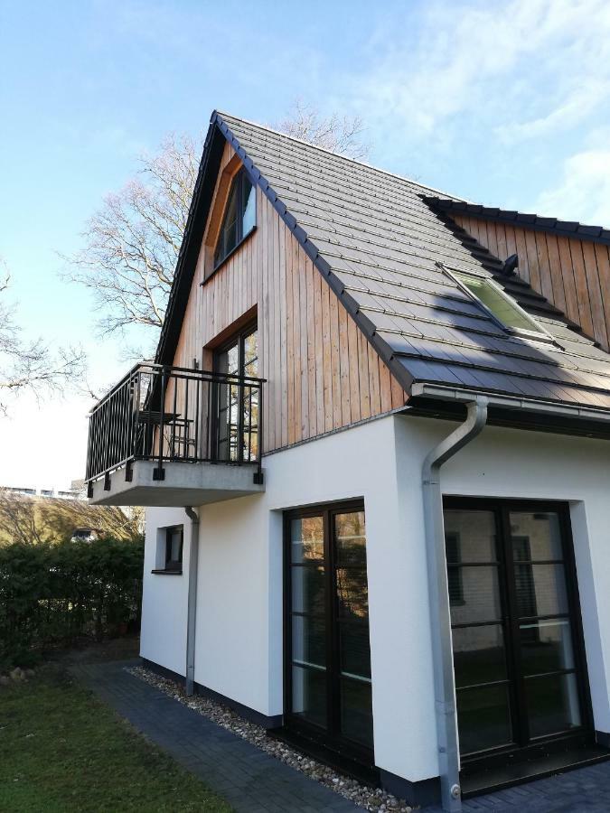 Darßer Strandgut - Haus Ahrenshooper Holz Exterior foto