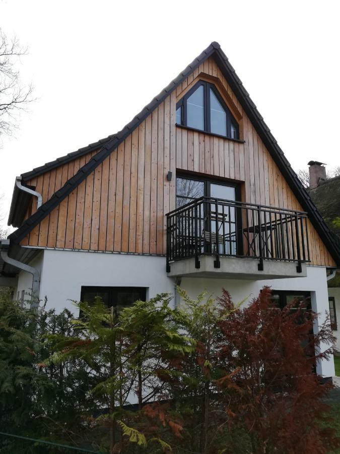 Darßer Strandgut - Haus Ahrenshooper Holz Exterior foto