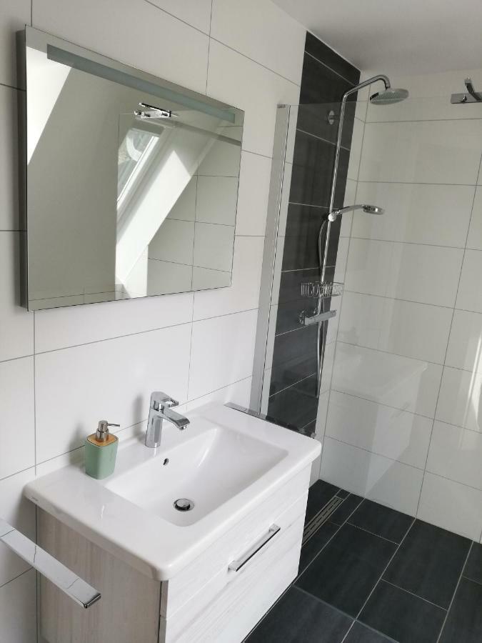 Darßer Strandgut - Haus Ahrenshooper Holz Exterior foto